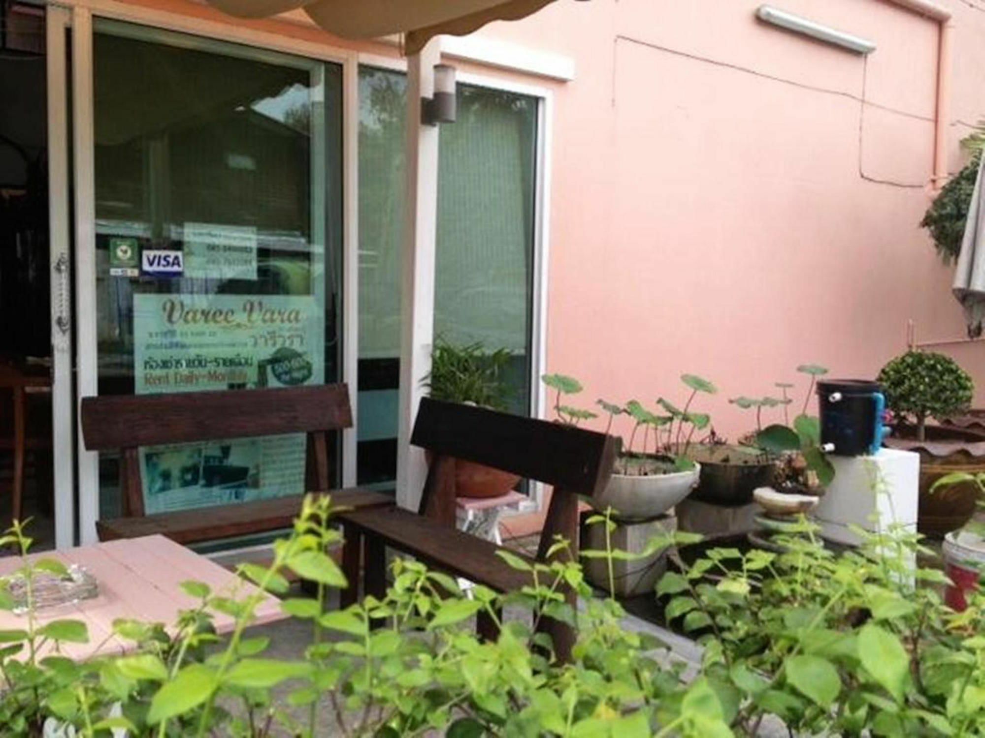 Vareevara Apartment Bangkok Exterior foto